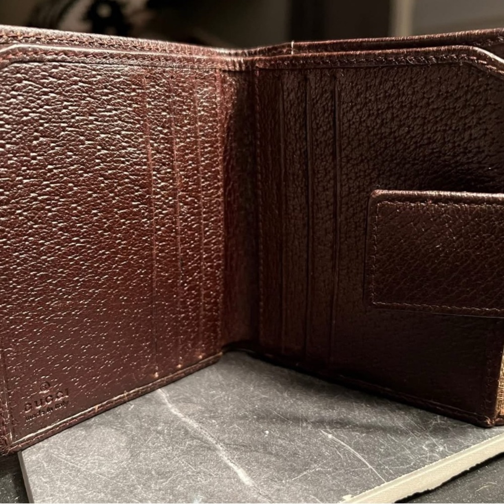 Gucci Monogram Wallet - Picture 4 of 7